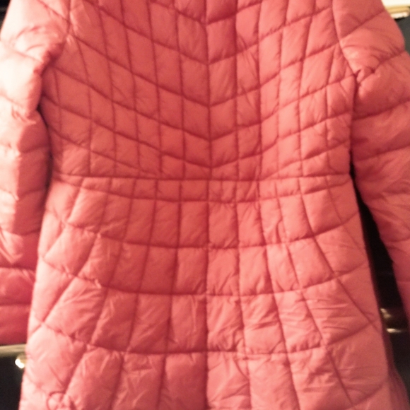 Bebe faux fur coat NWT - Picture 6 of 8